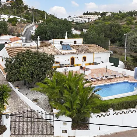 Monte Domingos Simoes فيلة