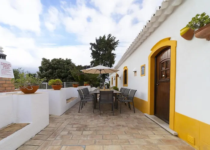 Villa Monte Domingos Simoes *