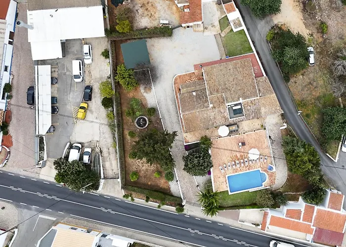 Monte Domingos Simoes *